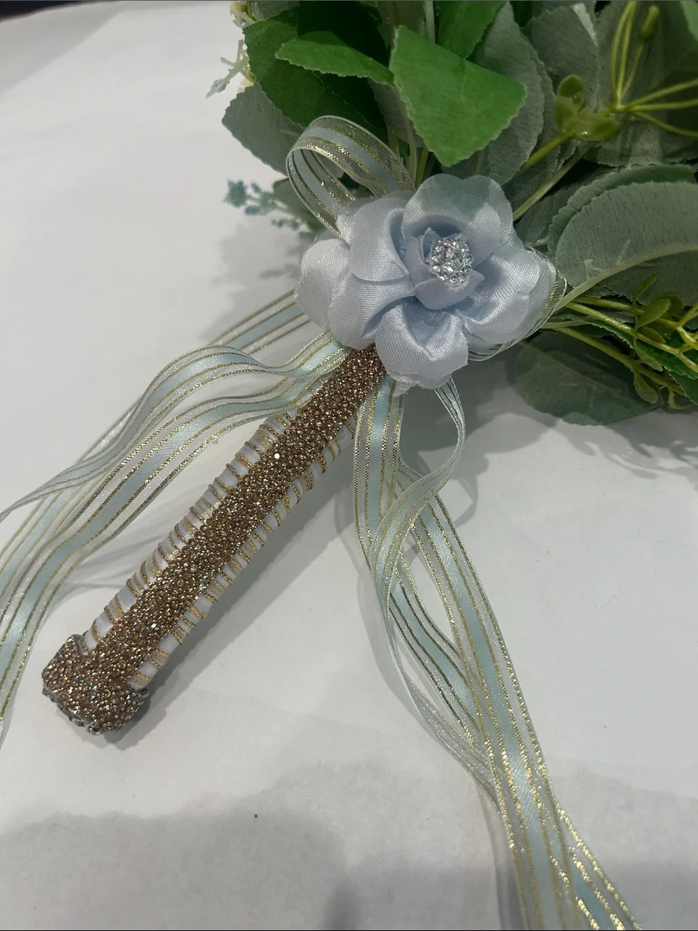 Handheld 15 Blue Rose Bouquet with Ribbon and Rhinestone Accent bridal nwot